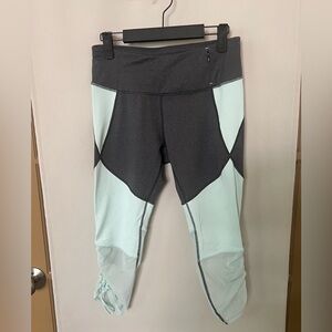 Calia Womens Medium Grey Aqua Blue Capri Mesh Trim Rouched Active Legging‎